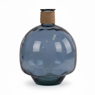 Vaas Valencia gerecycled glas blauw Ø34x40cm van Lolaa, duidelijk als hoofdfoto afgebeeld