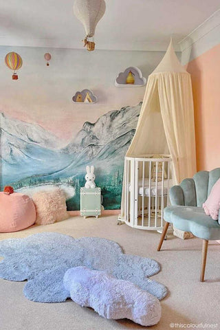 Lorena Canals Puffy Dream Blue vloerkleed in een kinderkamer