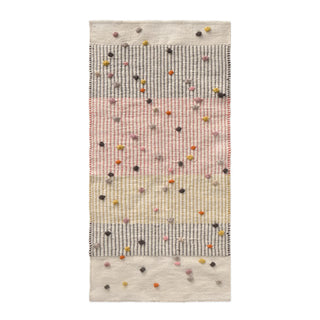 Sunny-wandhanger met gekleurde bolletjes en lichte uiteinden. Op witte achtergrond.