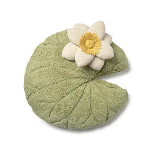 Groen waterleliebladkussen met witte bloem en geel hart.