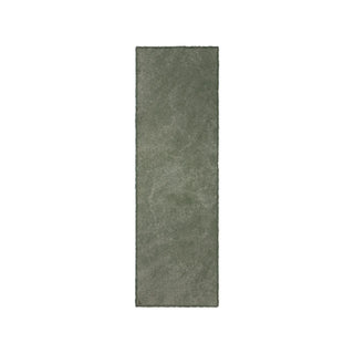 Groene Stoashed-tafelloper. Op witte achtergrond.
