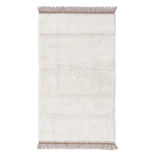 Wit Steppe-vloerkleed met subtiele banen en beige franjes. Op witte achtergrond.