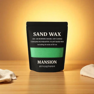 Sand Wax lichtgroen van Mansion atmosphere, toegepast in een warme interieursetting