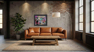 Street Art Schilderij – Graffiti Kunst 70x60 cm van Mansion atmosphere, toegepast in een sfeervolle interieursetting
