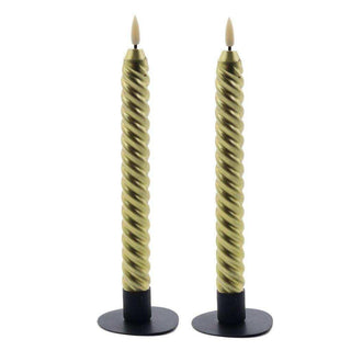swirl led diner kaars goud 24,5cm - 2 stuks van Mansion atmosphere, vrijstaand en duidelijk afgebeeld