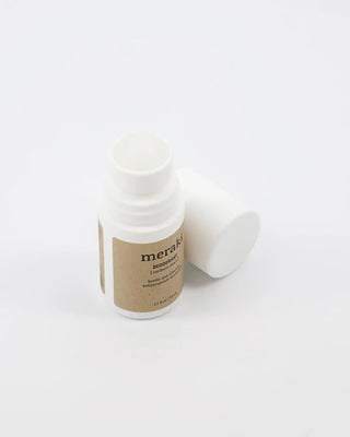 Deodorant Linen dew van Meraki, van opzij met vorm en afwerking zichtbaar