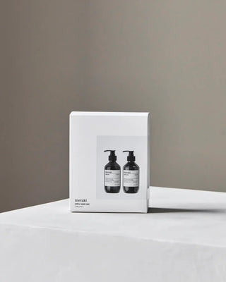 Geschenkdoos Silky Mist Simple hand care 275 ml van Meraki, in een gestileerde detailopstelling