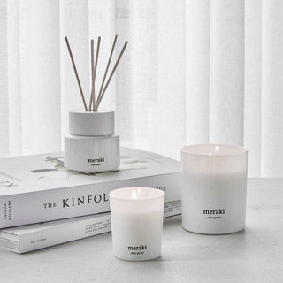 Scented candle White Garden medium - Het Adres