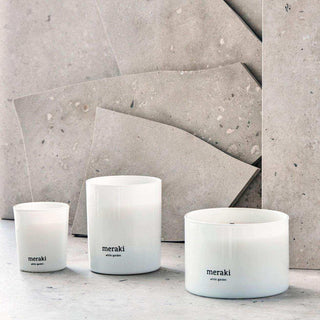 Scented candle White Garden medium - Het Adres