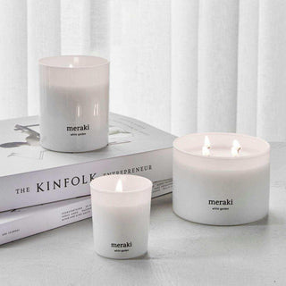 Scented candle White Garden medium - Het Adres