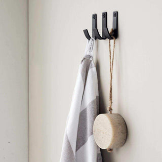 Hooks Thapsus black - 3 pieces - Het Adres