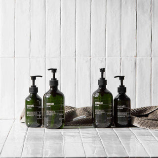 Handzeep cadeaubox Cotton Haze 2 x 275ml van Meraki, toegepast in een sfeervolle interieursetting