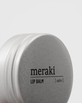 Lippenbalsem Satin 20ml van Meraki, van dichtbij met materiaal en afwerking zichtbaar