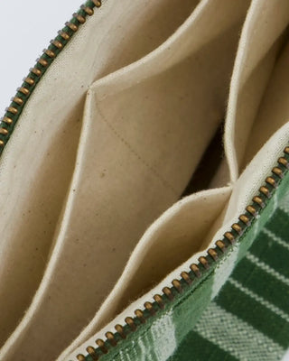 Make uptasje Green katoen 22cm van Meraki, in een gestileerde detailopstelling