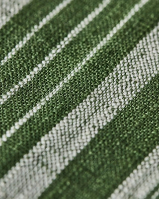 Toilettas Green groen 32cm van Meraki, in een gestileerde productopstelling