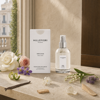 Milano Home Spray 100 ml Fiori Chiari van Millefiori, toegepast in een sfeervolle interieursetting