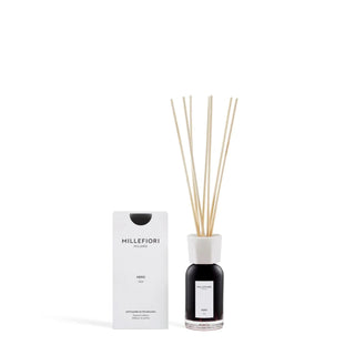 Milano Reed Diffuser 100 ml Nero van Millefiori, duidelijk als hoofdfoto afgebeeld