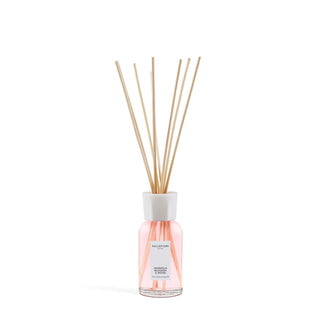 Milano Reed Diffuser 250 ml Magnolia Blossom & Wood van Millefiori, vanuit een aanvullend productaanzicht