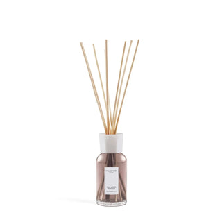 Milano Reed Diffuser 250 ml Silk & Rice Powder van Millefiori, vanuit een aanvullend productaanzicht