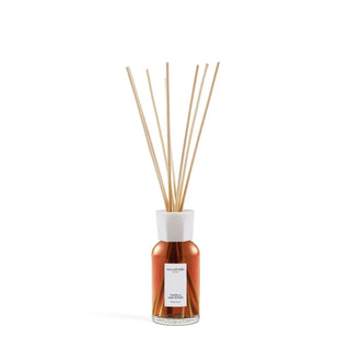 Milano Reed Diffuser 250 ml Vanilla & Wood van Millefiori, vanuit een aanvullend productaanzicht