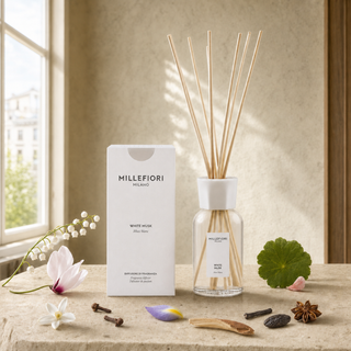 Milano Reed Diffuser 250 ml White Musk van Millefiori, toegepast in een sfeervolle interieursetting