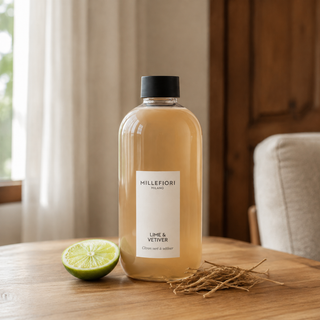Milano Refill 250 ml Lime & Vetiver navulfles in een rustige woning met bijpassende geurnoten.