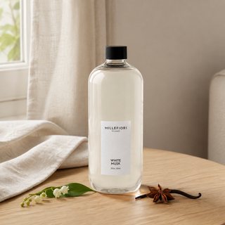 Milano Refill 500 ml White Musk van Millefiori in een Europees interieur met lelietje-van-dalen, steranijs en vanille.