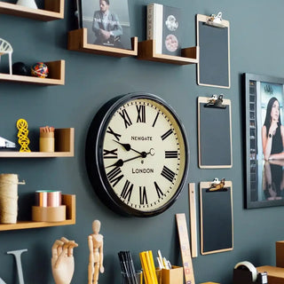 Battersby Wanduhr schwarz 50cm - Het Adres