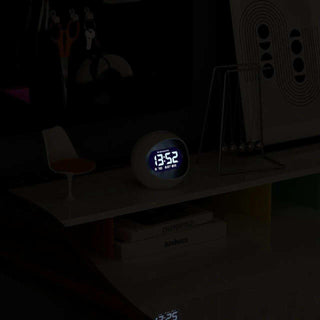 Centre of the Earth alarm clock white - Het Adres