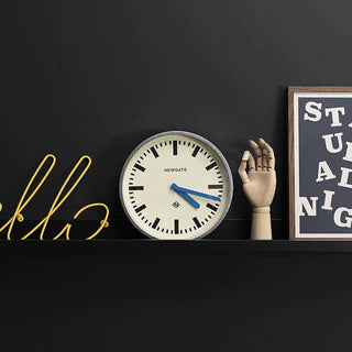 Luggage wall clock blue 30cm - Het Adres
