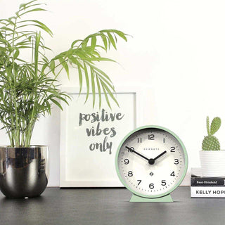 Reloj de mesa Echo mint 16cm - Het Adres