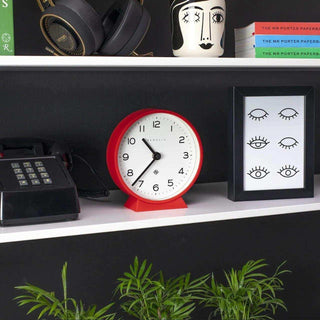 Reloj de mesa Echo rojo 16cm - Het Adres