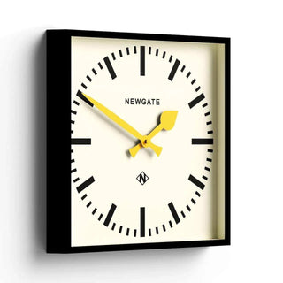 Number Five wall clock yellow 33cm - Het Adres