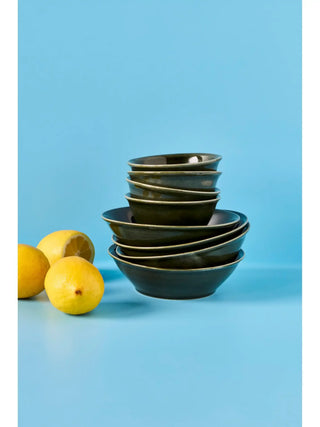 Bowls Hala Groen 17cm - 4 stuks van Nicolas Vahe, met stof en structuur van dichtbij zichtbaar
