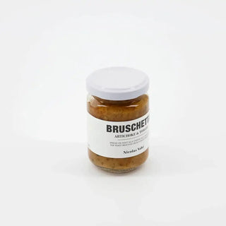 Bruschetta artisjok en tomaat van Nicolas Vahe, met aandacht voor verpakking en productdetails