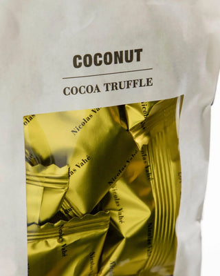 Cocoa truffle Coconut – 110g van Nicolas Vahe, tijdens het bereiden of serveren van gerechten