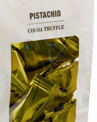 Cocoa truffle Pistachio – 110g van Nicolas Vahe, tijdens het bereiden of serveren van gerechten