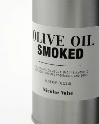 Gerookte Olijfolie – 250 ml van Nicolas Vahe, tijdens het bereiden of serveren van gerechten