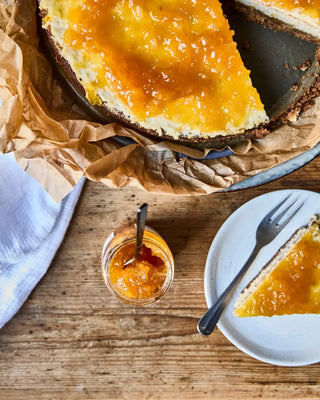Jam Pineapple & passion 235g van Nicolas Vahe, toegepast in een sfeervolle interieursetting