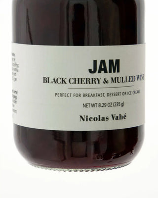 Jam zwarte kers en gluhwein 235g van Nicolas Vahe, tijdens het bereiden of serveren van gerechten