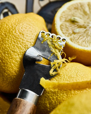 Kanton Zester Citrus van Nicolas Vahe, toegepast in een sfeervolle interieursetting