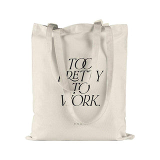 Katoenen tas Too Pretty naturel van Typealive, schuin bekeken met vorm en opdruk zichtbaar